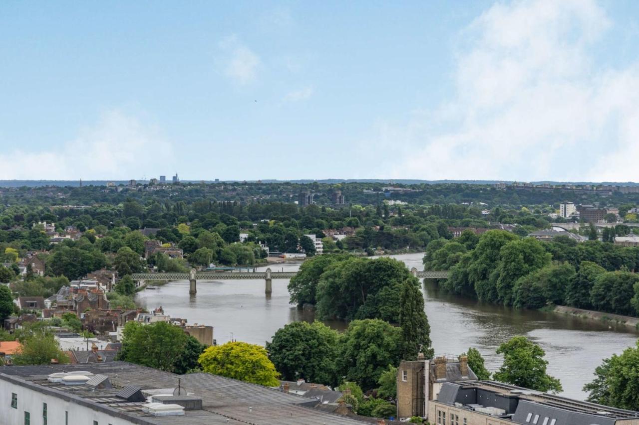 Modern Apartments In Brentford 2 Minutes Walk From Kew Bridge Buitenkant foto
